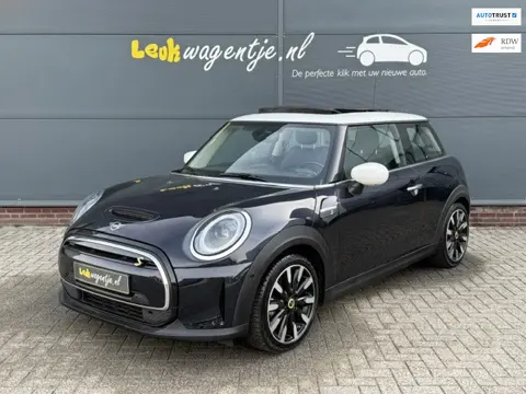 Mini Mini Electric MINI Yours *pano *leder *stoelverw. *17”