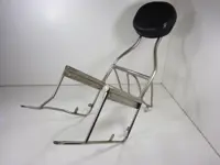 RUGSTEUN SISSYBAR Overig Onbekend Unknown 1950 - 2011