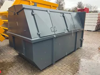 Diversen 9m3 gesloten zonder achterdeuren.