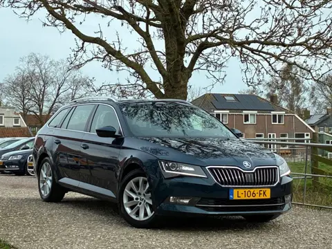 Skoda Superb Combi 1.5 TSI ACT Ambition Business | Automaat + Cruise + Clima nu € 14.975,-!!!