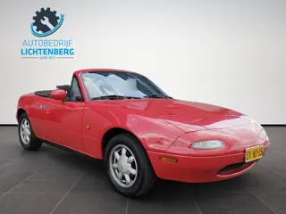 Mazda MX-5 1.6i-16V MIATA