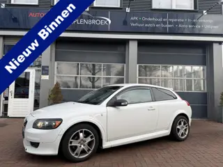 Volvo C30 1.8 Sport Bj 2008 apk 08-2026 Sportieve auto 127pk Navi,18inch,Cv,Airco