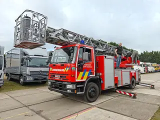 Iveco Eurocargo 150E27 Magirus ladderwagen 30 meter
