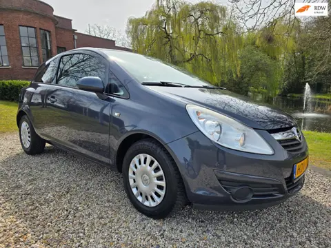 Opel CORSA 1.2-16V Selection AIRCO *apk:02-2027*