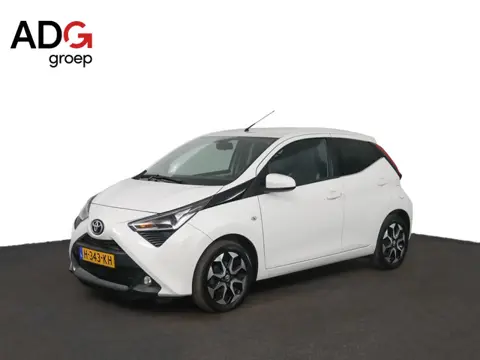 Toyota Aygo 1.0 VVT-i x-joy | Apple Carplay/Android Auto | Climate Control | Lichtmetalen Velgen | P