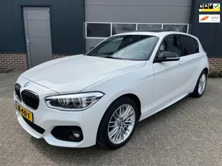 BMW 1-serie 118i M Sport Edition-Carplay-Stoelverwarming-Schuifkantel dak!