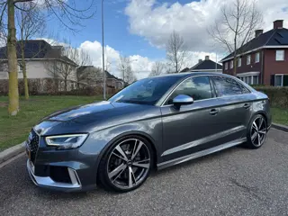 Audi A3 Limousine 2.5 TFSI RS 3 quattro