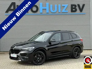 BMW X1 xDrive25e Executive Sport Line Panoramadak Navi Plus Head-Up Display Achteruitrijcamera LED S