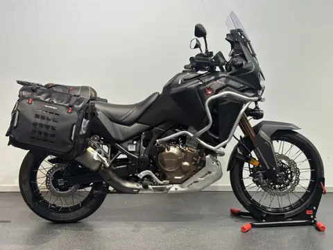 Honda CRF1100 Africa Twin (bj 2022)