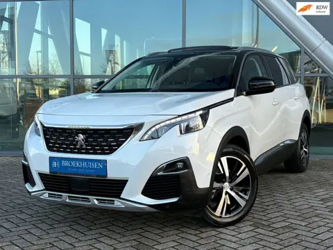 Peugeot 5008 1.2 PureTech 7 Pers. Allure 131pk Panoramadak / Rondzicht Camera / Stoelverwarming