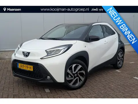 Toyota Aygo X 1.0 VVT-i MT first achteruitrij camera, ACC, navigatie Apple CarPlay/Android Auto