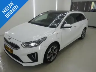 KIA CEED SPORTSWAGON 1.6 GDI PHEV EXECUTIVELINE I AUTOMAAT I P-CAMERA I SCHUIF/KANTELDAK I APPLE CAR