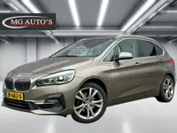 BMW 2-serie Active Tourer 218i High Executive | Trekhaak | Panoramadak | Navigatie | Cruise Control 