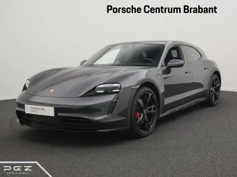 Porsche Taycan 4S Cross Turismo