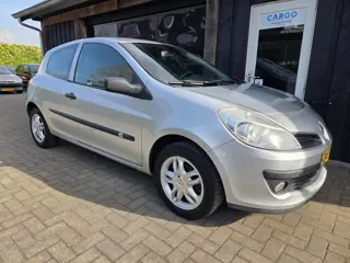 Renault Clio 1.2-16V Expression