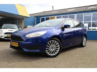 Ford FOCUS Wagon 1.0i "Trend Edition" Airco - Stoelverwarming - Cruise !!!