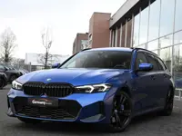 BMW 3 Serie Touring 330e xDrive 292pk M-Sport-Pro Pano HUD E-Zetels ACC M-Rem Widescreen Hifi VOL!