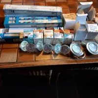 lampen / spotjes - diverse TL buizen - lampen - spotjes