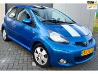 Toyota Aygo 1.0-12V Dynamic Blue-AIRCO