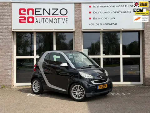 Smart Fortwo coupé 1.0 Passion Automaat Airco stoelverwarming leder Pano