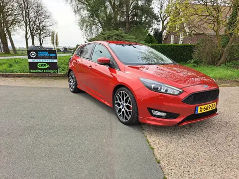 Ford Focus 1.0 Titanium ST Line Cruise control/Bluetooth/Airco/Navi