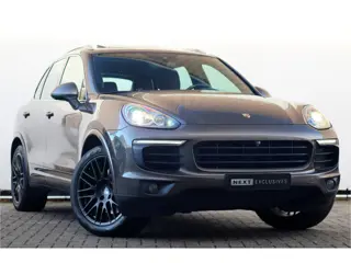 Porsche Cayenne 3.0 S E-Hybrid | Orig. NL | Pano | Luchtvering | Carbon