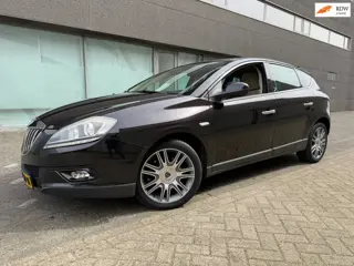 Lancia Delta 1.8-16V Di Executive AUTOMAAT CLIMAT BJ 12-2010 APK 8-2026