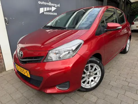 TOYOTA YARIS 1.0 VVT-I Aspiration Camera 2 sets velgen 