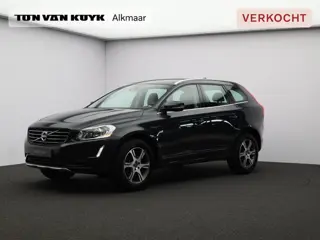 Volvo XC60 2.0 T5 FWD Summum / Trekhaak / Stoelverwarming / Lederen Bekleding / Elektrische Bestuurd