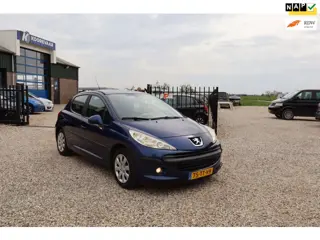 Peugeot 207 1.4 HDI Color-line