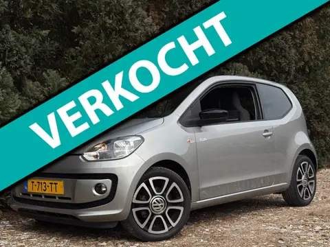 Volkswagen Up! 1.0 CUP UP! | Pano | Stoelverwarming