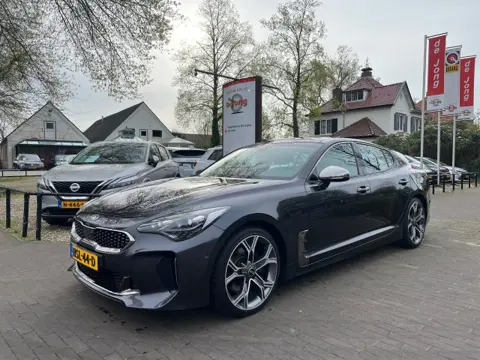 KIA STINGER 2.0 T-GDI GT-LINE 256PK AUTOMAAT / SCHUIFDAK / HARMAN KARDON / 360 CAMERA / AFN. TREKHAAK