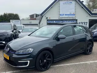Volkswagen Golf 1.4 TSI GTE DSG/PANO/NAVI/LED/SPORTSEATS