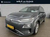 Hyundai Kona EV Premium 64 kWh Trekhaak | Leder | Stoel&Stuurverw + Koeling | Navi | Camera