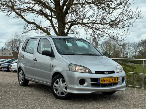 Daihatsu Young RV 1.3-16V XTi | 5-Deurs + 09-04-2027 APK nu € 1.650,-!!!
