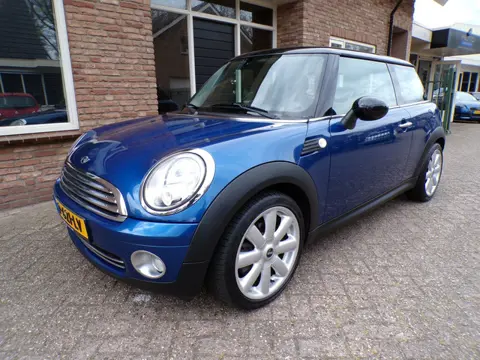 Mini Mini 1.6 Cooper Half Leder / Navi