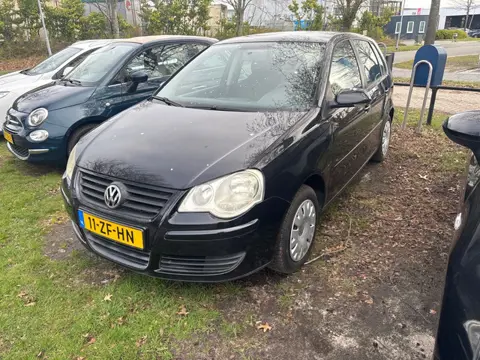 Volkswagen Polo BWJ 2008 1.4-16V 81 PK Optive AIRCO | RADIO