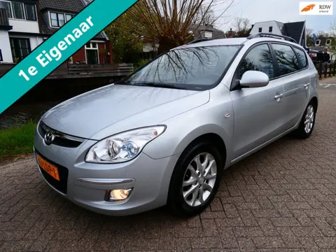 Hyundai I30 CW 1.6i Dynamic 127pk Automaat 1e eig. Clima Trekhaak 1200kg.