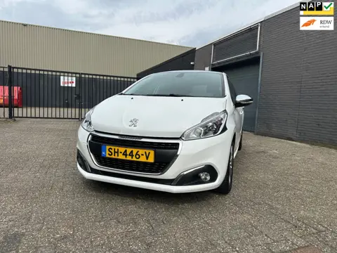 Peugeot 208 1.6 BlueHDi Blue Lease Executive Clima Cruise Navi Pano PDC LM-Wielen APK NAP.