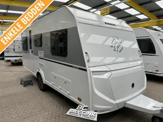 Knaus Sport 460 EU ENKEL BED VLOERVERWARMING