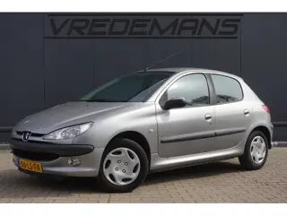 Peugeot 206 1.4 XT