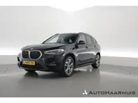BMW X1 sDrive20i 192PK High Executive - Automaat | Afn. Trekhaak | Nav | Cruise | ACC | Led | Elek. 