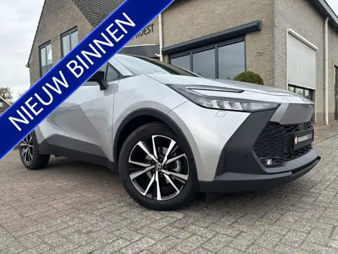 Toyota C-HR 1.8 Hybrid 140 Business Plus Automaat Stoelverwarming / All-Seasons