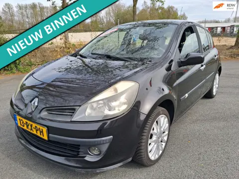 Renault Clio 1.4-16V Dynamique Luxe SUPER LEUKE AUTO MET APK DUS GOEDKOOP RIJDEN