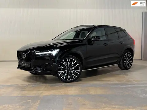 Volvo XC60 2.0 Recharge T6 AWD R-Design | PANO | HUD | TREKHAAK | BLACK EDITION | HARMAN KARDON | 36