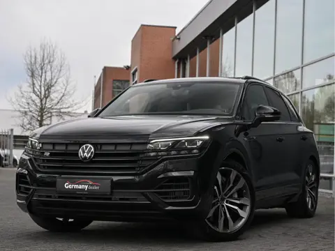 Volkswagen Touareg 3.0TSi eHybrid 4Motion R V6 462pk Lucht Pano Leder Trekh 21-Inch Head-Up 21-Inch 