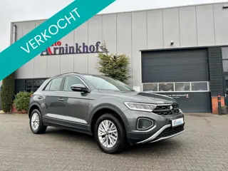 Volkswagen T-Roc 1.5 TSI Life DSG Facelift, trekhaak afneembaar!