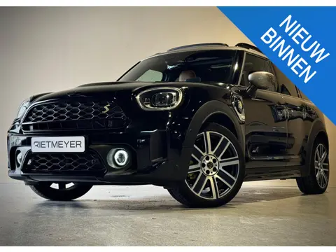 Mini Mini Countryman 1.5 Cooper S E ALL4 Essential |Pano |HUD |Memory |Keyless |Stoelverw. |Camera