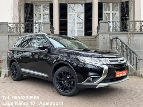 Mitsubishi Outlander 2.0 Instyle Automaat Navi Android Carplay Trekhaak Camera Climate Cruise Ctr