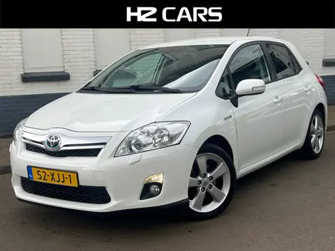 Toyota Auris 1.8 Full Hybrid Executive/Camera/Leder/Navi/PDC/Cruise/Clima